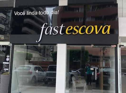 FAST ESCOVA PONTA VERDE / GRUTA - MACEIÓ