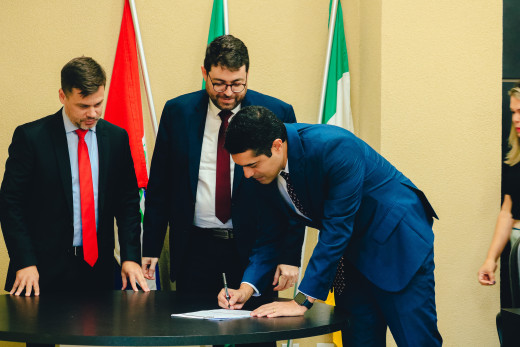 Caixa de Assistência assina ordem de serviço para construção da Sala do Conselho da OAB em Arapiraca