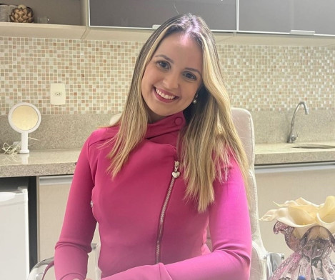 LISIANNE FARIAS (DENTISTA) - MACEIÓ